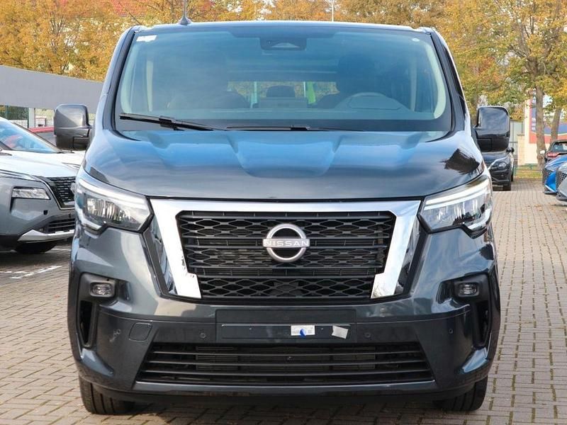 Neu Nissan Primastar Tekna 170 PS (125 kW) 2025 Midnight black Van / Kleinbus