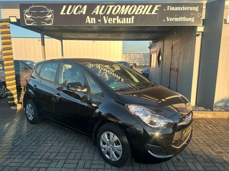 Schwarz Gebraucht 2015 Hyundai ix20 Classic Van / Kleinbus | 6.899 € (Fairer Preis) - Bild 1/4