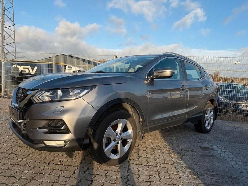 Grau Gebraucht 2020 Nissan Qashqai N-TEC SUV | 13.900 € (Superpreis) - Bild 1/4