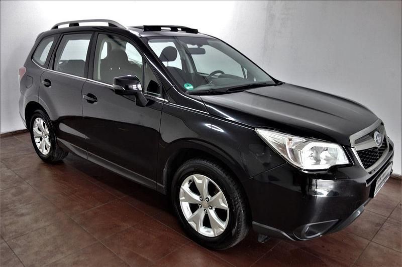Schwarz Gebraucht 2015 Subaru Forester Exclusive+ SUV | 7.950 € (Etwas zu teuer) - Bild 1/4