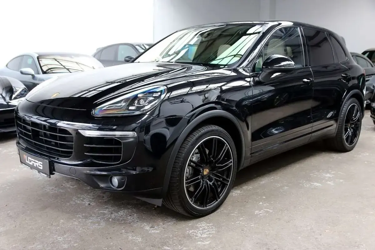 Gebraucht Porsche Cayenne S Diesel 385 PS (283 kW) 2017 Tiefschwarz SUV