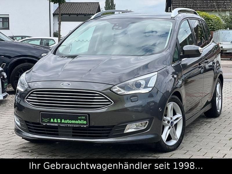 Grau Gebraucht 2019 Ford Grand C-Max Titanium Van / Kleinbus | 15.990 € (Fairer Preis) - Bild 1/4