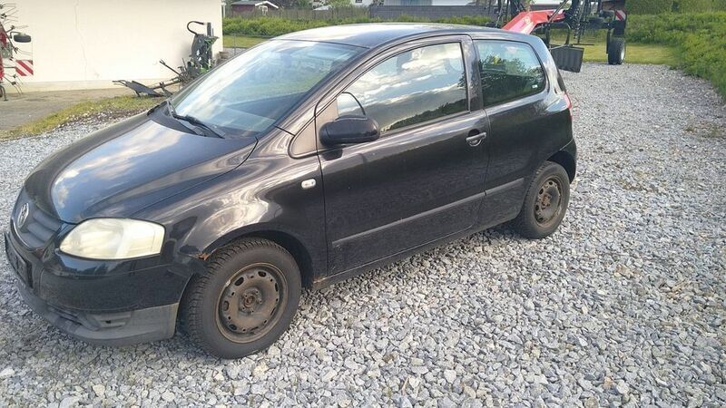 Schwarz Gebraucht 2007 VW Fox Kleinwagen | 1.350 € (Guter Preis) - Bild 1/4