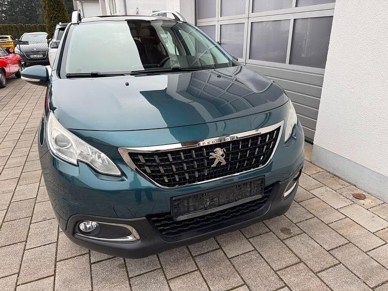 Blau Gebraucht 2016 Peugeot 2008 Active SUV | 6.700 € (Fairer Preis) - Bild 1/4