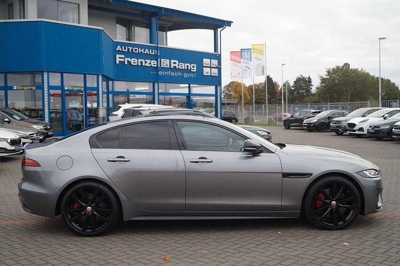Gebraucht Jaguar XE R-Dynamic 204 PS (150 kW) 2023 Grau Limousine