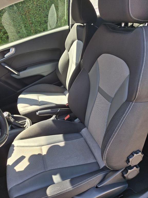 Gebraucht Audi A1 Sport 90 PS (66 kW) 2015 Blau Kleinwagen