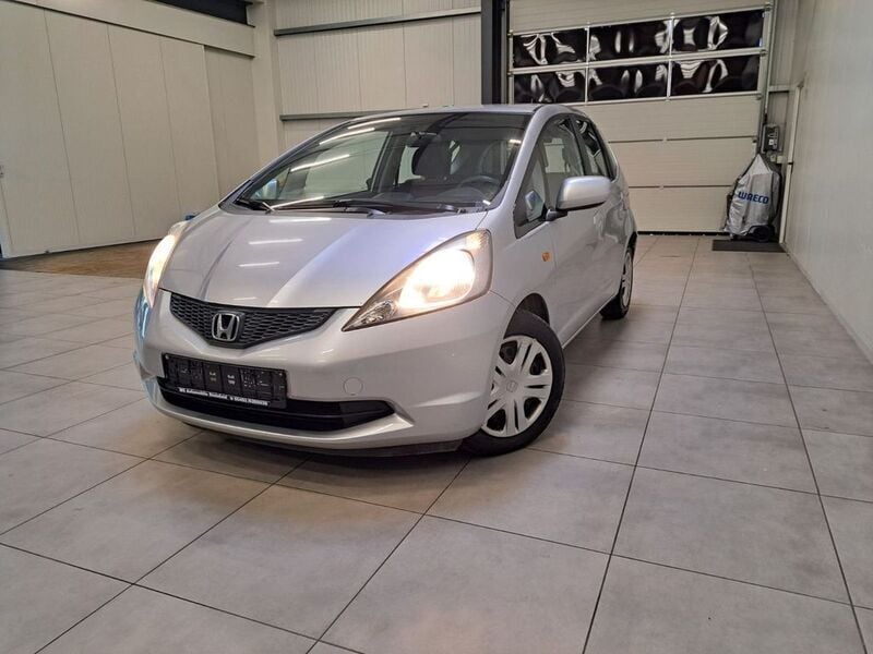 Silber Gebraucht 2009 Honda Jazz Trend Kleinwagen | 2.490 € (Guter Preis) - Bild 1/4