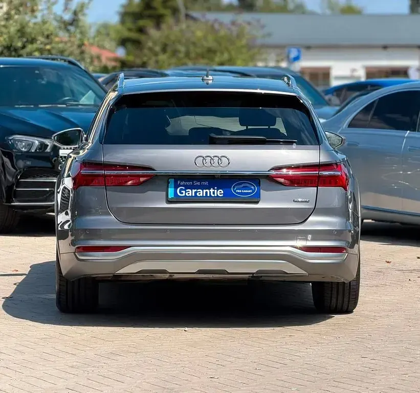 Gebraucht Audi A6 Allroad Basis 349 PS (256 kW) 2020 Taifungrau metallic Kombi