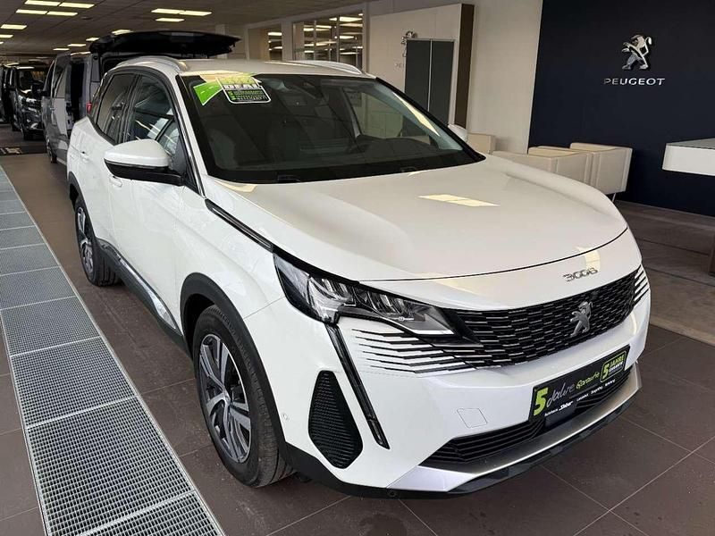 Gebraucht Peugeot 3008 Allure 224 PS (164 kW) 2022 Lack weiss perlglänzend/metall SUV