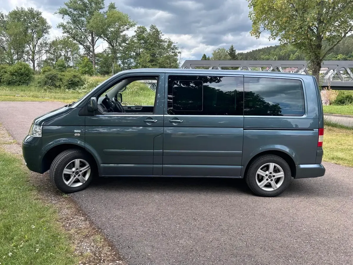 Gebraucht VW Multivan Highline 174 PS (127 kW) 2008 Blau Van / Kleinbus