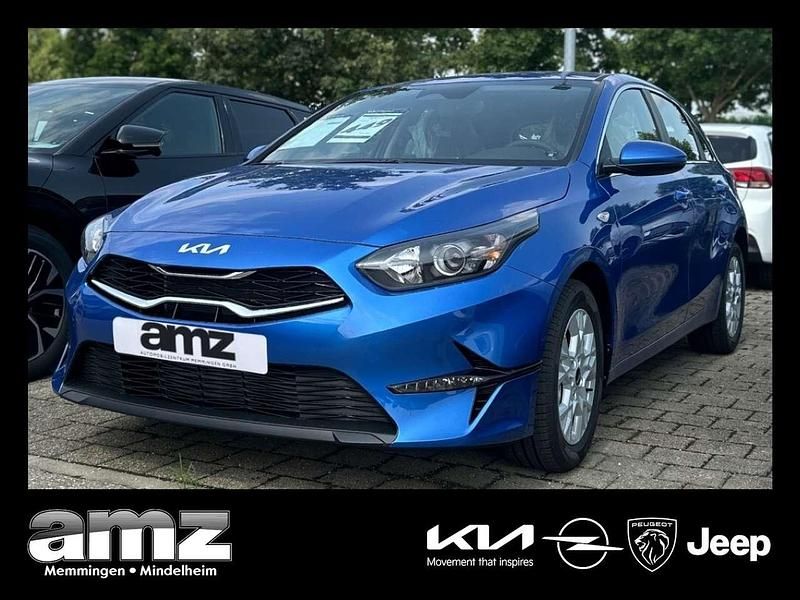 Blue flame m Neu 2024 Kia Ceed Vision Limousine | 19.480 € (Guter Preis) - Bild 1/4