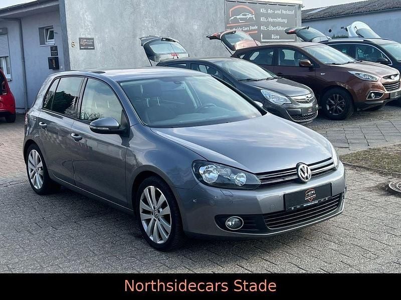 Gebraucht VW Golf VI Team 105 PS (77 kW) 2010 Grau Kleinwagen