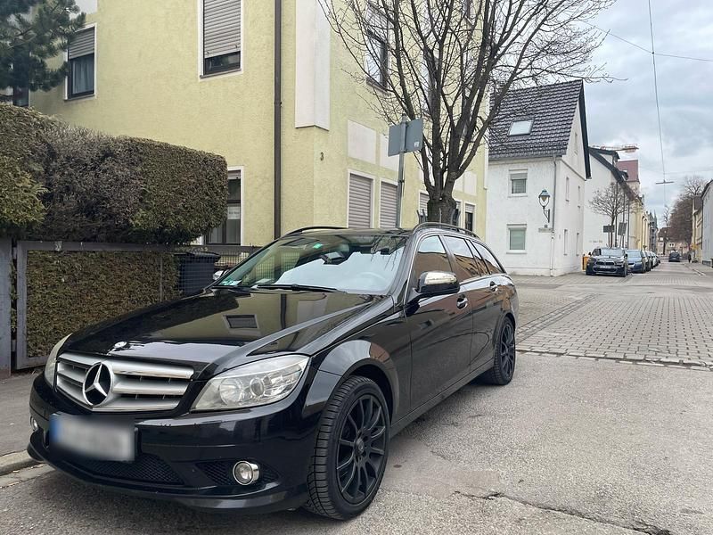 Schwarz Gebraucht 2008 Mercedes C220 Kombi | 4.800 € (Fairer Preis) - Bild 1/4