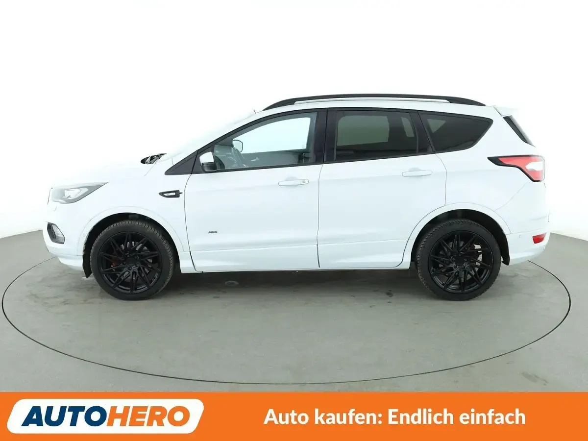 Gebraucht Ford Kuga ST-Line 175 PS (128 kW) 2018 Weiß SUV