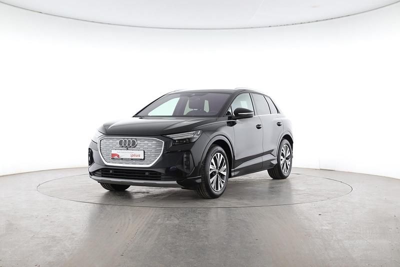 Gebraucht Audi Q4 e-tron Ambiente 210 kW (286 PS) 2024 Mythosschwarz SUV