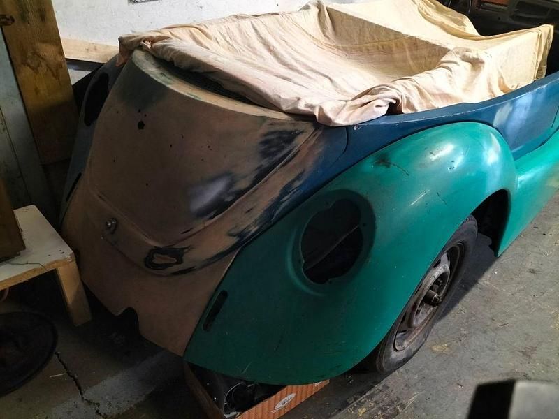 Grün Gebraucht 1972 VW Käfer Cabrio | 8.900 € - Bild 1/3