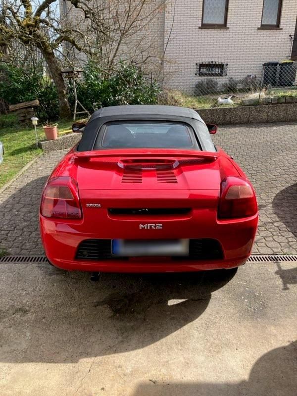 Gebraucht Toyota MR2 140 PS (102 kW) 2001 Rot Cabrio