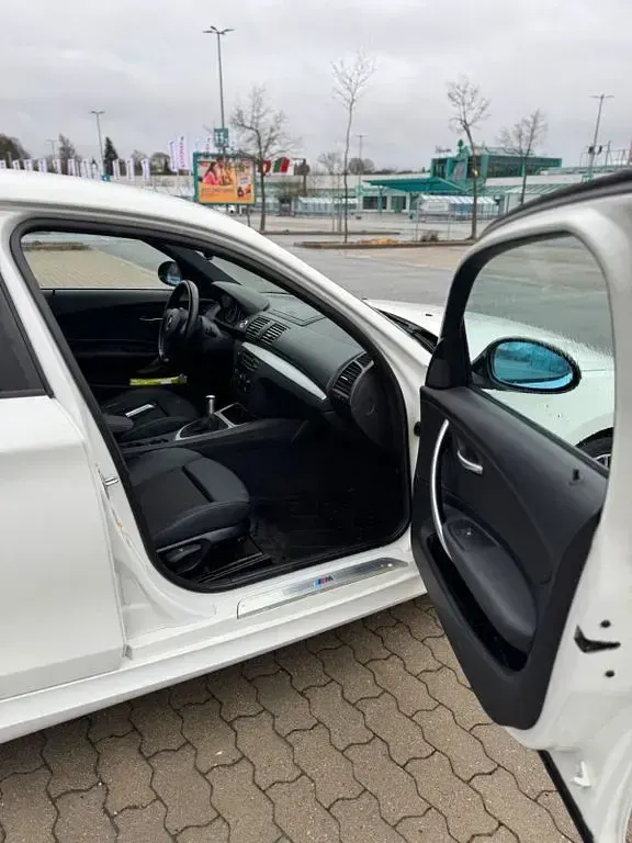 Second-hand BMW 116 M Sport 122 CP (89 kW) 2007 Alb Hatchback