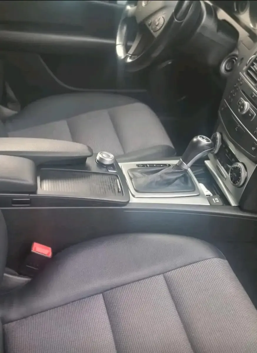 Gebraucht Mercedes C220 170 PS (125 kW) 2010 Grau Kombi