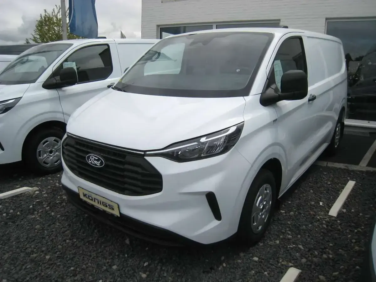 Neu Ford Transit Custom Trend 136 PS (100 kW) 2026 Frostweiß Van