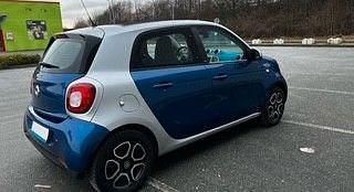 Blau Gebraucht 2015 Smart ForFour Proxy Kleinwagen | 6.800 € (Guter Preis) - Bild 1/4