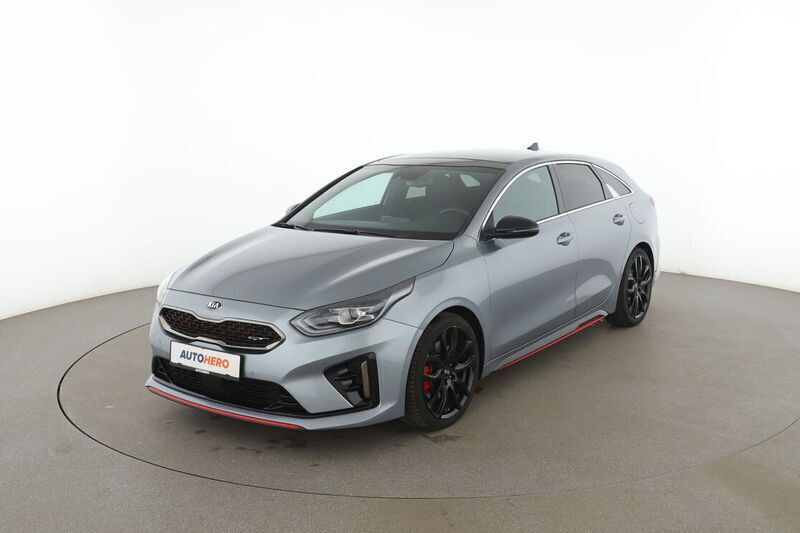 Grau Gebraucht 2020 Kia ProCeed Kleinwagen | 22.880 € (Fairer Preis) - Bild 1/4