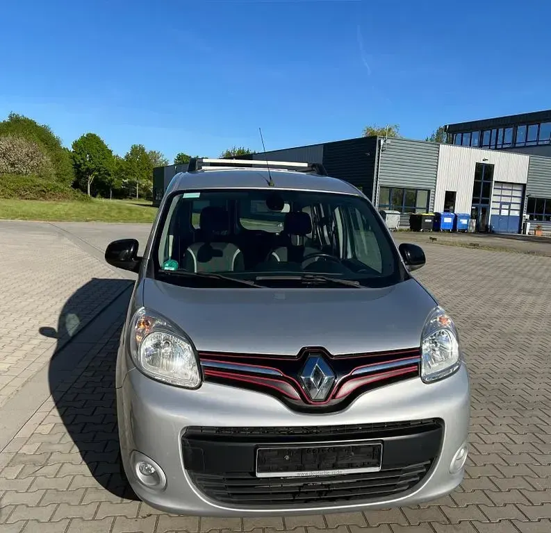Gebraucht Renault Kangoo Initiale Paris 90 PS (66 kW) 2014 Silber Van / Kleinbus