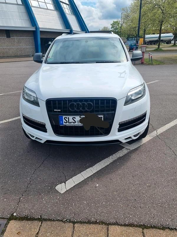 Weiß Gebraucht 2010 Audi Q7 SUV | 18.500 € (Teuer) - Bild 1/4