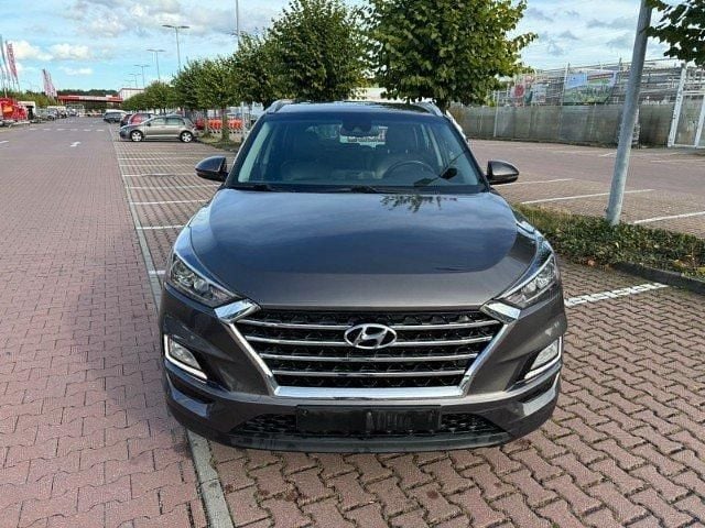 Gebraucht Hyundai Tucson 132 PS (97 kW) 2018 Grau metallic SUV