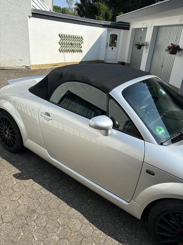 Gebraucht Audi TT 252 PS (185 kW) 2000 Silber Cabrio