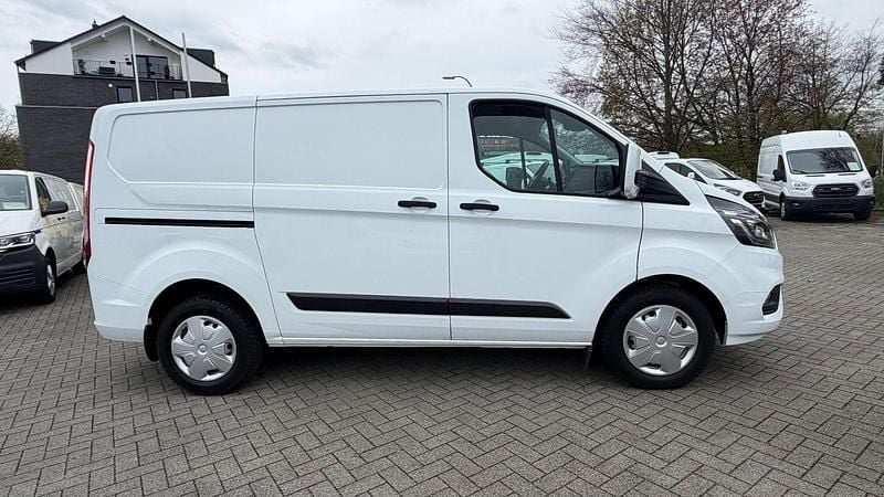 Gebraucht Ford Transit Custom Trend 131 PS (96 kW) 2021 Weiß Van / Kleinbus