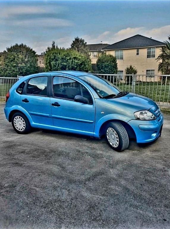 Blau Gebraucht 2006 Citroën C3 Comfort Kleinwagen | 1.100 € (Guter Preis) - Bild 1/4