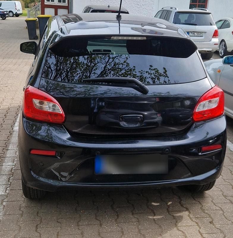 Gebraucht Mitsubishi Space Star Edition 80 PS (58 kW) 2017 Schwarz Kleinwagen