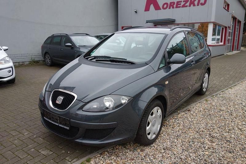 Grau Gebraucht 2008 Seat Altea XL Comfort Van / Kleinbus | 1.989 € (Fairer Preis) - Bild 1/4