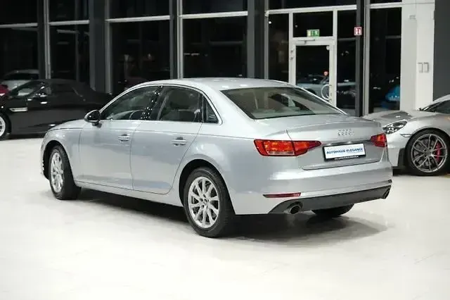 Używany Audi A4 Basis 190 KM (139 kW) 2016 Srebrny Sedan/Limuzyna