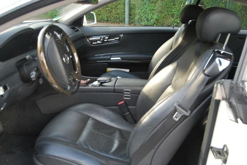 Gebraucht Mercedes CL500 435 PS (319 kW) 2010 Weiß Coupé