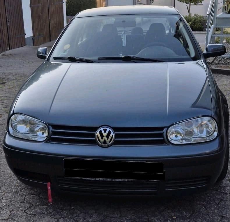 Grau Gebraucht 2000 VW Golf IV Limousine | 2.199 € (Etwas zu teuer) - Bild 1/4