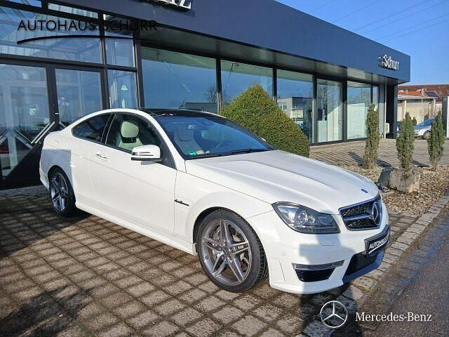 Gebraucht Mercedes C63 AMG AMG 457 PS (336 kW) 2015 Unilack polarweiß Coupé