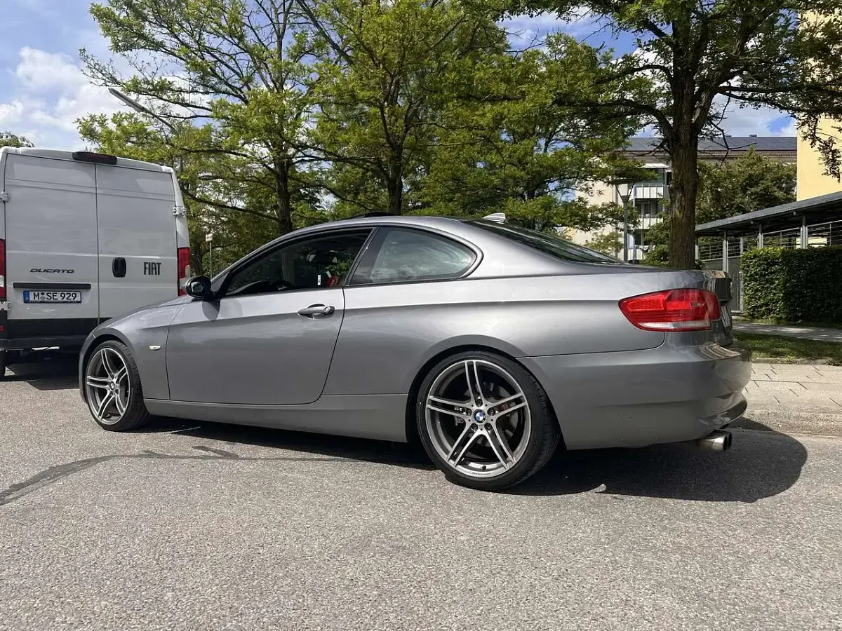 Gebraucht BMW 320 170 PS (125 kW) 2008 Coupé