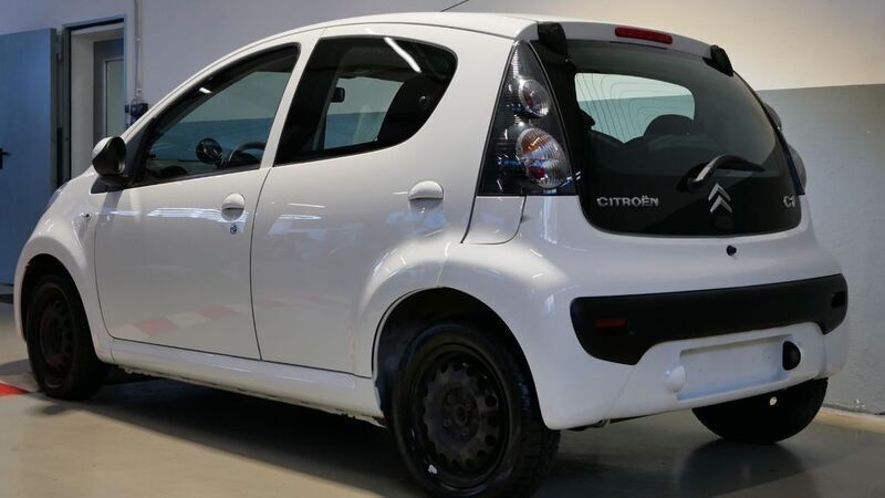 Gebraucht Citroën C1 SELECTION 68 PS (50 kW) 2012 Weiß Kleinwagen