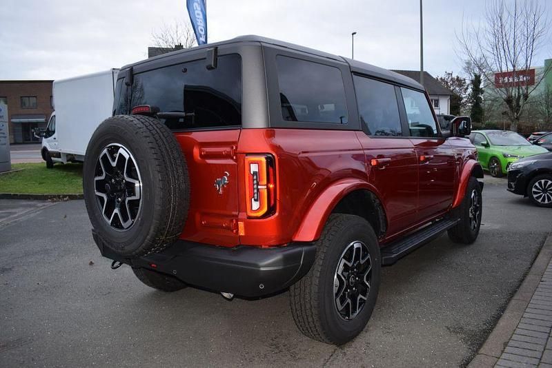 Gebraucht Ford Bronco Outer Banks 334 PS (245 kW) 2024 Rot SUV