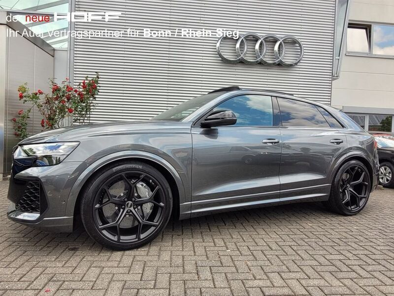 Grau Neu 2025 Audi RS Q8 Performance SUV | 165.975 € (Fairer Preis) - Bild 1/4