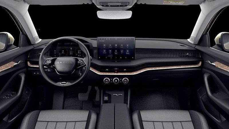 Neu Skoda Superb SportLine 204 PS (150 kW) 2025 Energyblau Kombi