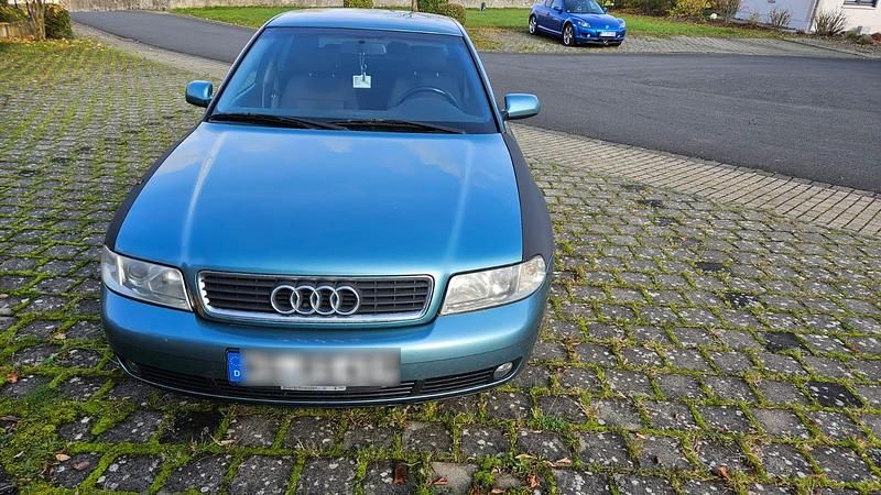 Gebraucht 1999 Audi A4 Limousine | 700 € (Superpreis) - Bild 1/4
