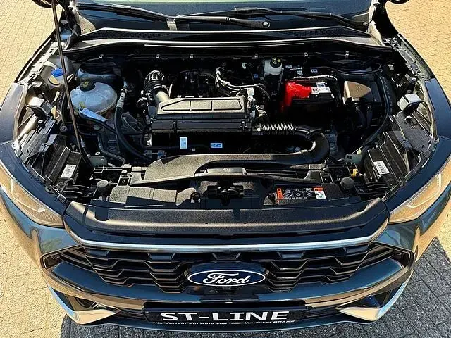 Gebraucht Ford Kuga ST-Line X 186 PS (136 kW) 2025 Grau SUV