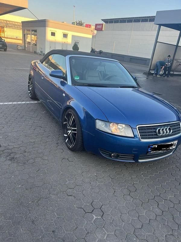 Gebraucht Audi A4 Cabriolet 170 PS (125 kW) 2002 Blau Cabrio