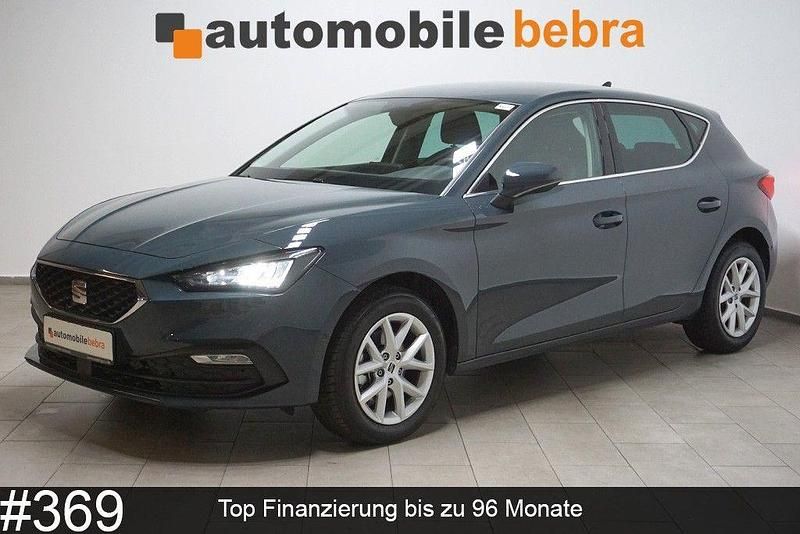Fjord blau Gebraucht 2025 Seat Leon Style Limousine | 20.990 € (Superpreis) - Bild 1/4