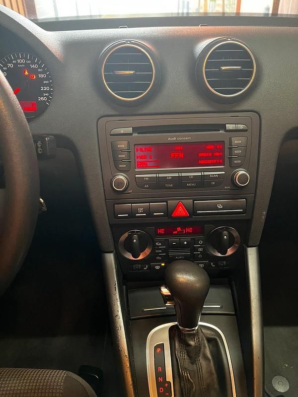 Gebraucht Audi A3 102 PS (75 kW) 2007 Grau Kleinwagen