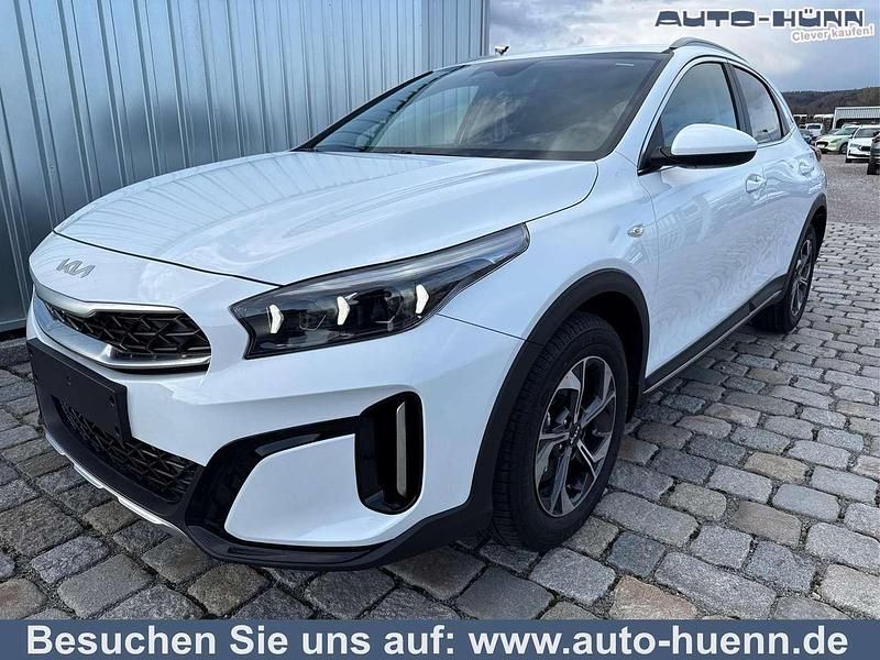 Neu Kia XCeed Style 116 PS (85 kW) 2026 Deluxewhite metallic SUV