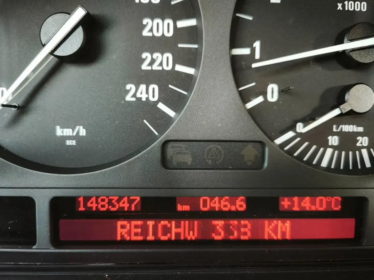 Gebraucht BMW 520 150 PS (110 kW) 2000 Grün Limousine